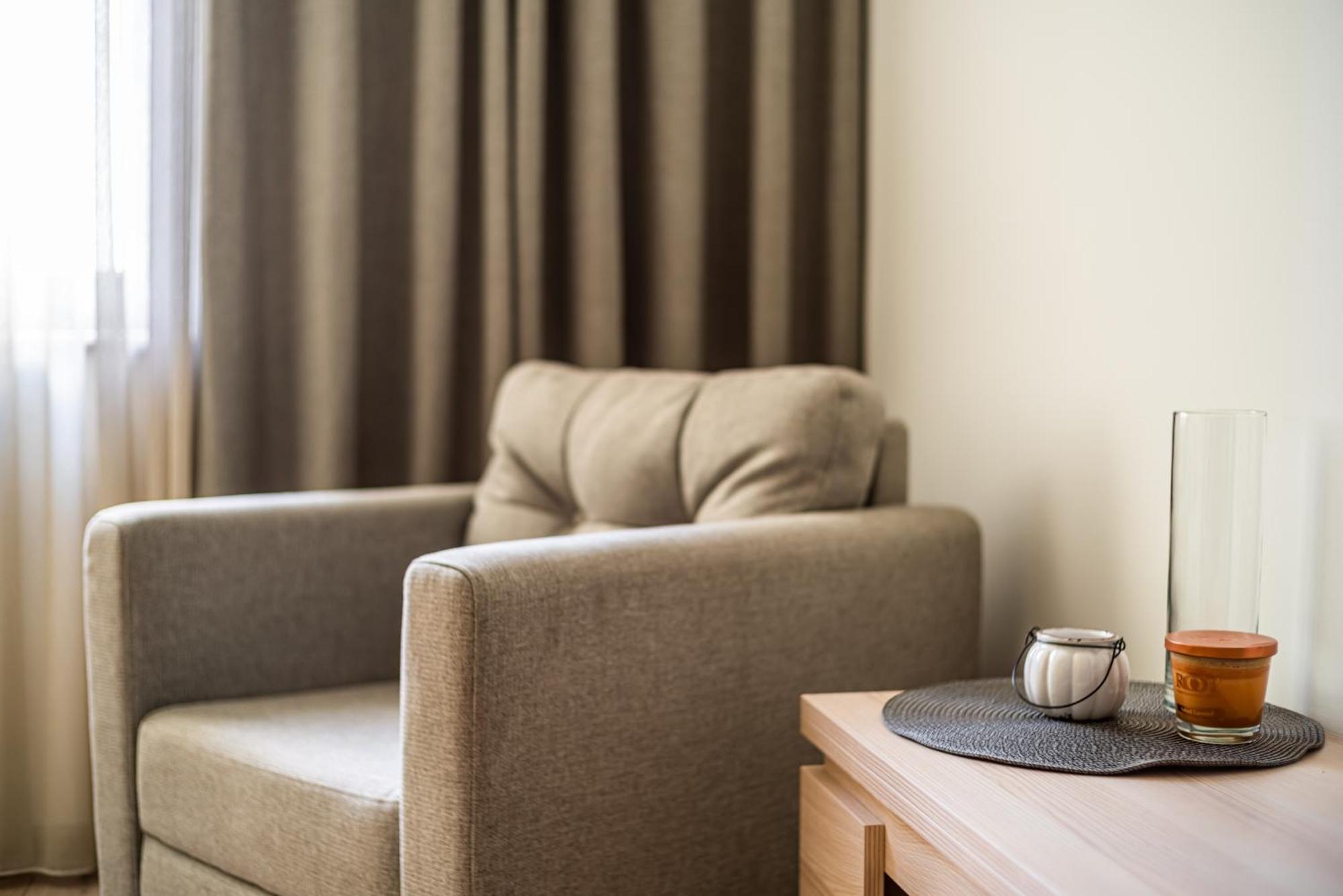 Thames Apartment By Downtown Inn, City Center Yerevan Bagian luar foto